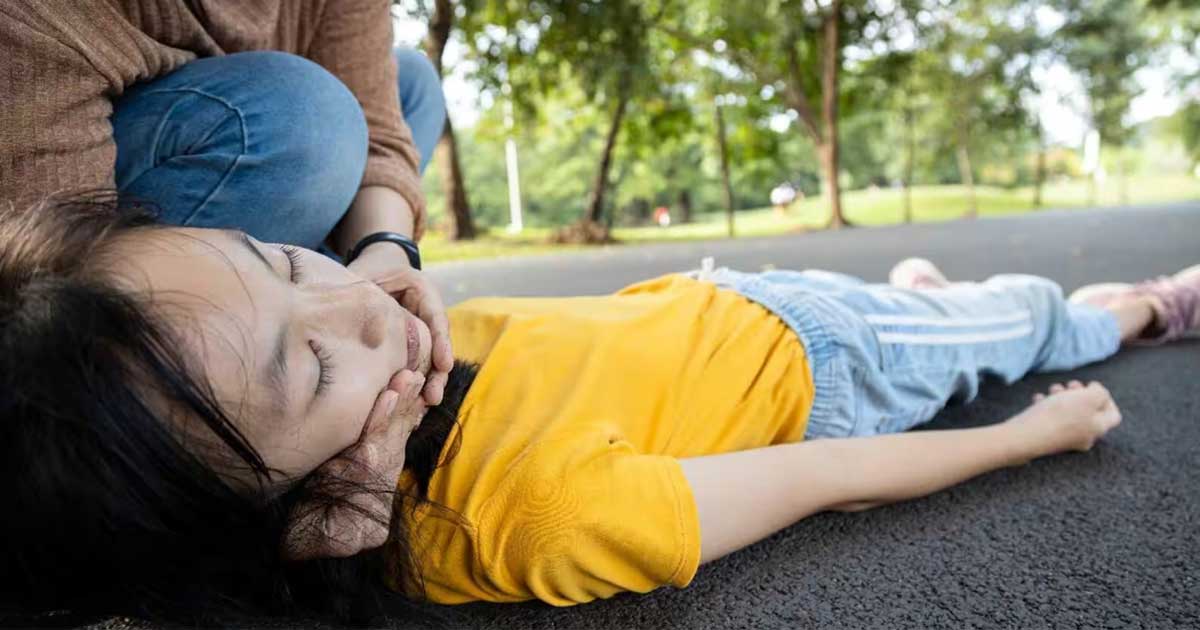 এপিলেপসি বা ‍মৃগীরোগ কত প্রকার, করণ ও লক্ষণ কী